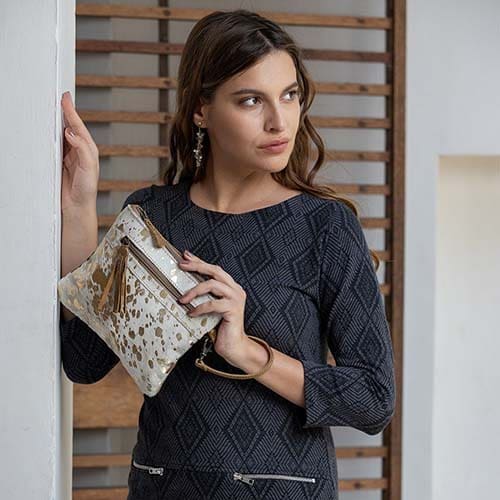 SPOTTED LEATHER POUCH